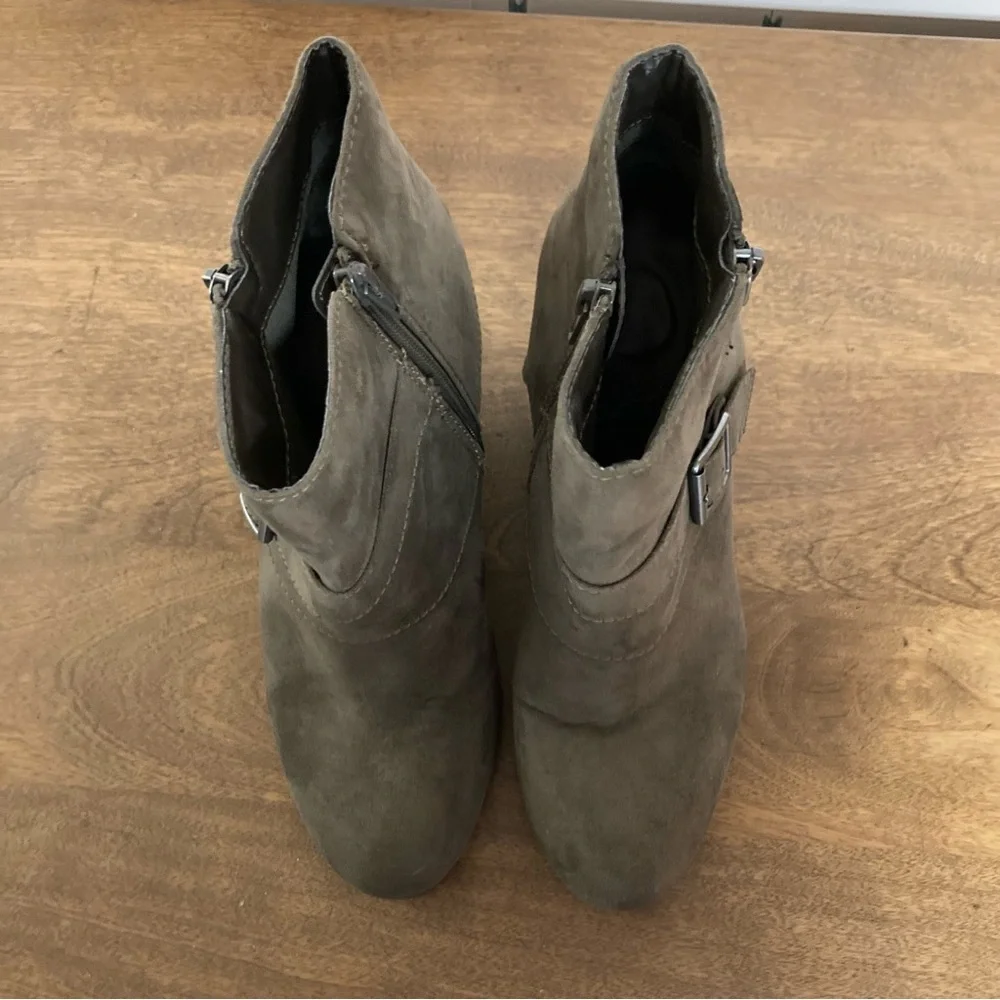 Arizona Jean Company Lady Brown Faux Suede Ankle Boots 8M